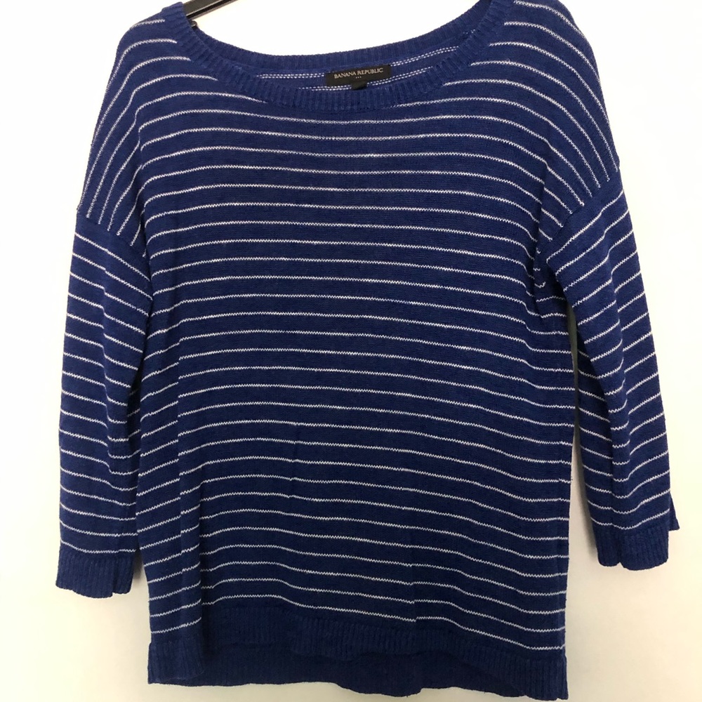 EUC Banana Republic sweater 3/4 sleeves -worn once